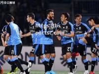 bsports体育-弗莱堡主场失利，降级形势岌岌可危