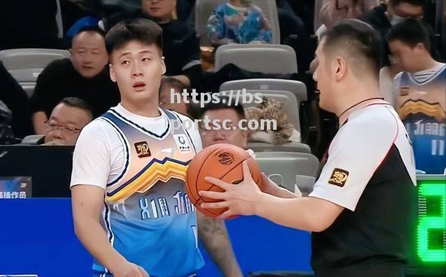 对手实力强大！球队面临硬战，备战紧张