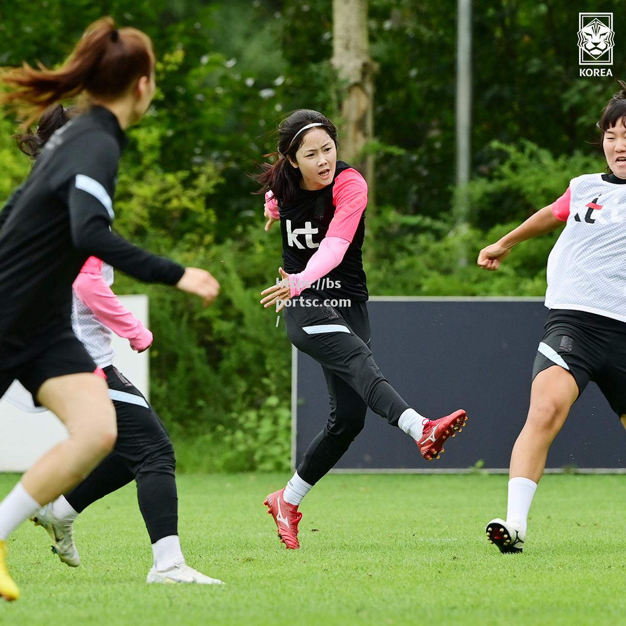 韩国女足实力突出，备战下一轮比赛